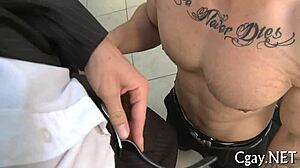 Loving that big knob in gay porn action! 😏