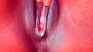 Christiana's taxi driver catches ebony woman assfucking in car with cumshot!