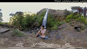 Milf carmen enjoys outdoor solo time