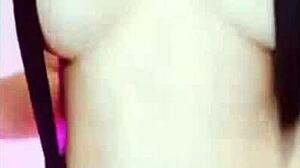 Watch this net idol girl pleasure herself in a live secret group