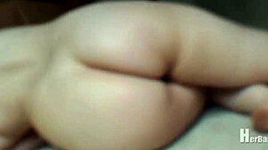 alice shows off nude ass and back in glamour fetish scene!