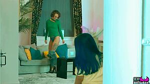 Sexy momma, wanna see step daughter Blue with Pussykat online?