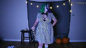 Beetlejuice costume ripped during strip