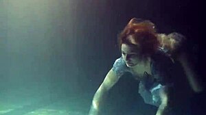 big bouncing tits underwater in the pool, so hot! 🔥