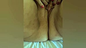 look at this naked bbw mature wife showing her big tits and pussy