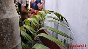 Bengali wife in saree has sex in garden
