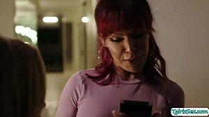 hot bigtits trans foxxy bangs hard