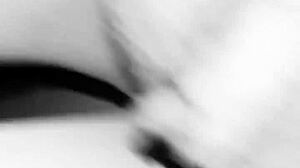 watch this novinha pleasuring herself solo, shaved and smooth?