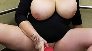 curvy latina mrbond9200 fingering herself with a dildo. can she squirt this time?