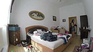 สาวปาร์ตี้ลองกางเกงในหลังเวที โชว์ชุดชั้นในร่านๆ ร้อนจัด