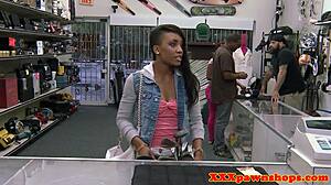 black pawnshop amateur sucks for extra cash deal