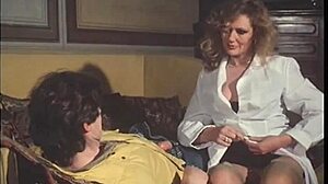 हेय, मेरी लेस्बियन फ्रेंड्स डाइव इन के लिए रेडी हैं!