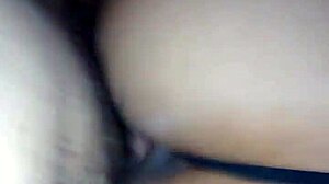 mature peruvian girl on all fours