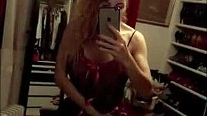 milf shares sexy nude snaps outdoors, getting dirty in public