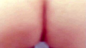 novinha japinha teen shaking ass in motel bathtub 😏