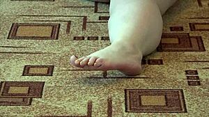 Look at this fat girl licking legs in pantyhose while masturbating