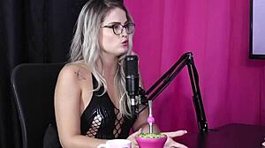 Malu Paz shares fetishes then gets licked wet