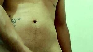 Hoy traigo vídeo donde me toco solo y me masturbo vengo