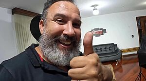 hey, giovanna martinelly is back with wild house party antics