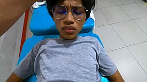 damn, joven amazonico spreads legs for deep penetration!