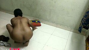 अनबिलीवेबल! रियल इंडियन कपल्स वाइल्ड वेडिंग नाइट क्रीमपाई!