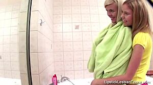 this sex toy helps them feel aroused during lesbian play