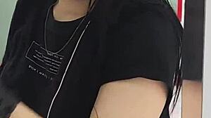 colombian friend and young girlfriend in amateur spanish chat