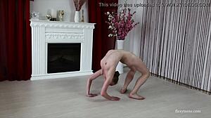 Skinny Anna Mostik shows hot gymnast moves. So flexible! 🔥