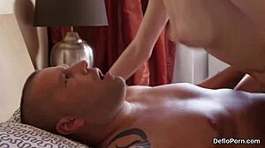 Lovely teen spreads tight cunt for hardcore devirginization