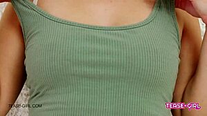 Wow, cute teen 18+ flaunts stunning body! 😍