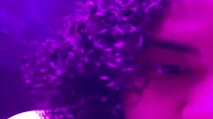 Watch this ebony girl shake her ass? You won't believe it!