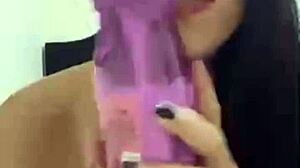 Bia Hot Morena Safada Pedindo Massagem Nos Pés Peladinha