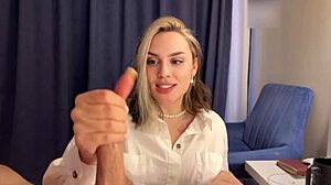 Bold Handjob from Best Stepmom.