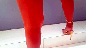 I love showing off my big ass and pussy solo like Bia hot morena safada.