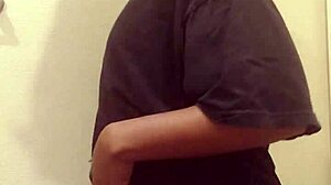 Naejae seducing with a striptease before squirting cum