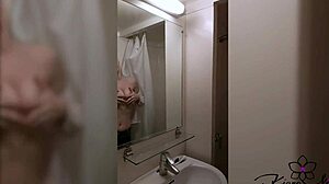 Blonde Masturbates Pussy In Shower!