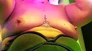 Milf Slut Sunbathes, Gets Fucked By Hard Cock In Solarium.