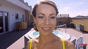 Outdoor Jacuzzi Bath With Mature Brunette Riding