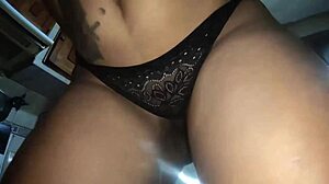 Ayudando A Mi Linda Vecina Con Su Tuberia Y Termino Follandole El Culo Me Dice Que Le Duele Pero Que No Pare