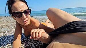 Пляжные вуайеристы пялятся, как мы отдыхаем на природе