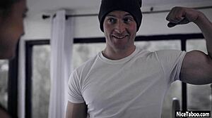 Big boobs milf sarah vandella gives perfect blowjob before guy fucks her