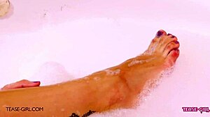 sexy teen shows her perfect body in the bath