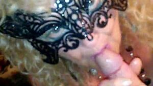 Leeza Piratez Seduces Neighbor With Wild Blowjob Fun