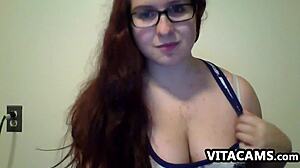 I am a cute cam girl with glasses.