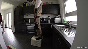 german teen notgeil, fick mit handwerker ohne gummi