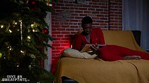 Christmas Creampie with Muscular Bodybuilder Gay Blowjob and Bareback Big Cock Action 🎄🍆💦