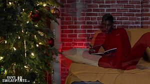 Christmas Creampie with Muscular Bodybuilder Gay Blowjob and Bareback Big Cock Action 🎄🍆💦