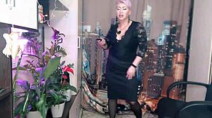 Juicy Russian milf aimeeparadise undresses while dancing on webcam.
