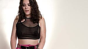 up close - how women orgasm with kinky babe victoria voxxx solo female masturbation full scene