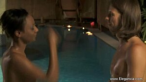 Relaxing with intimate ass touching and blowjobs in this gay couple massage 😌🍑